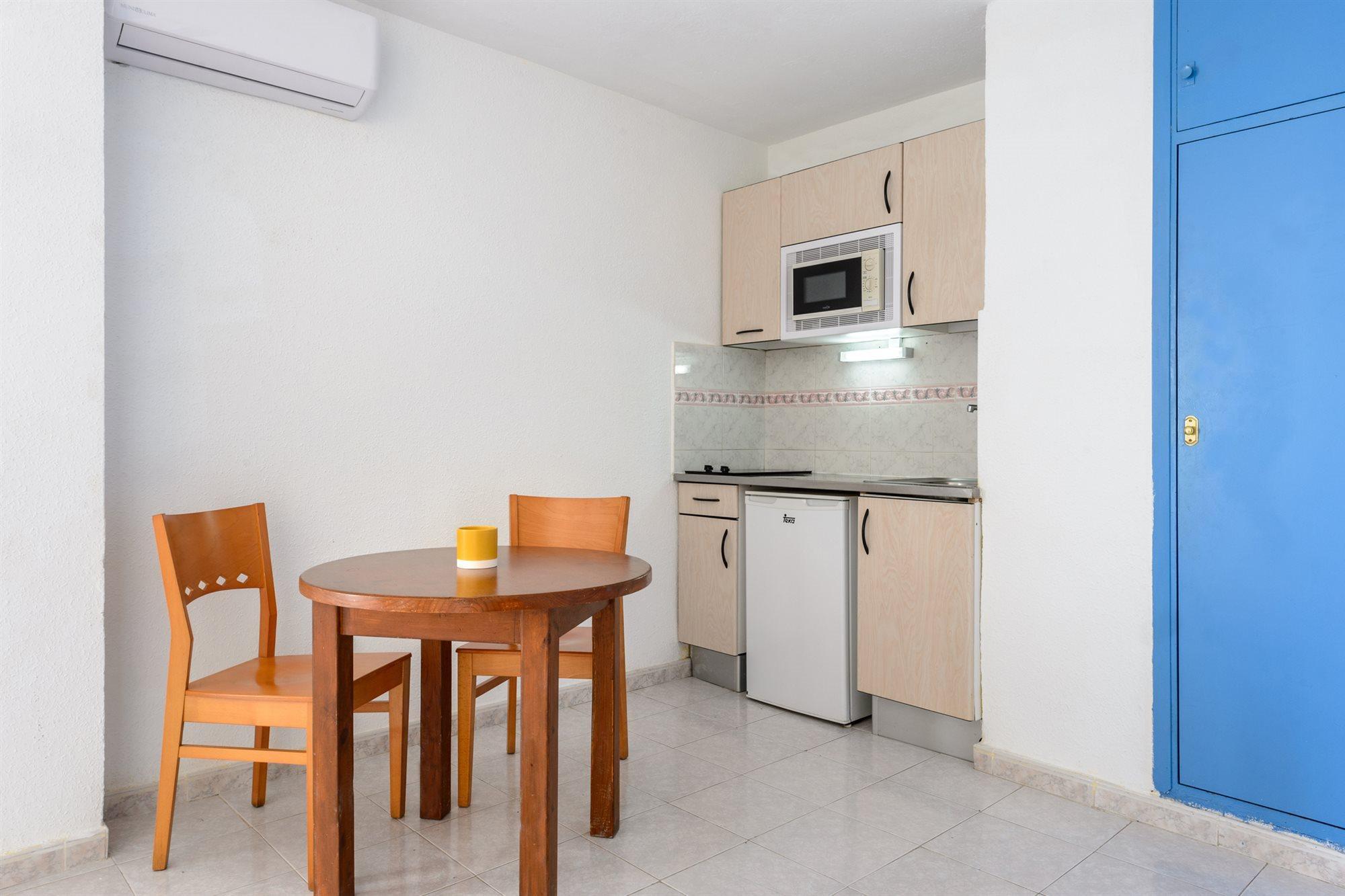 Vibra Calima Apartamentos - Adults Only Sant Antoni de Portmany Dış mekan fotoğraf